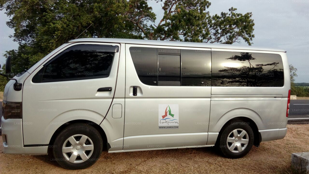 Ragama City to Colombo Airport (CMB) Private Transfer