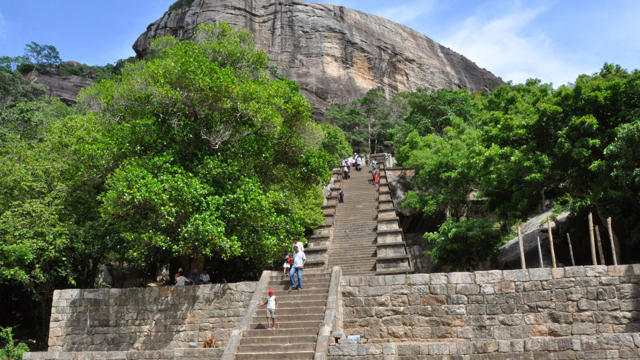 2 Ancient Kingdoms from Kandy