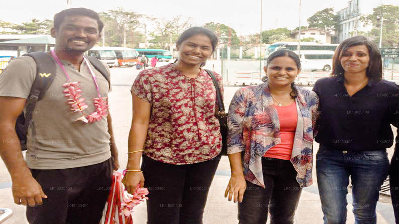 Transfer between Colombo (CMB) Airport and The Elephant Corridor, Sigiriya